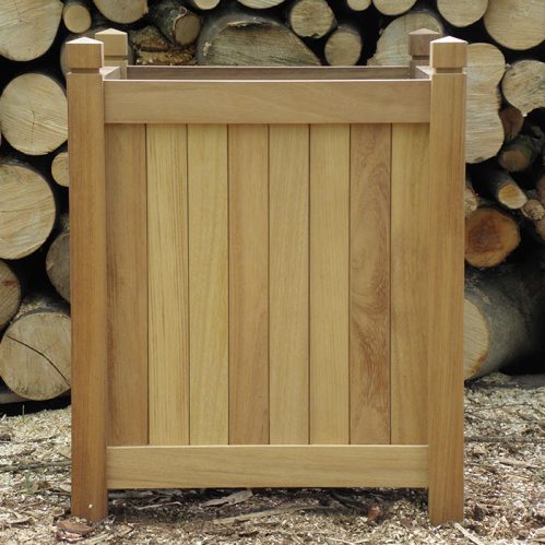 Cotswold country garden planter