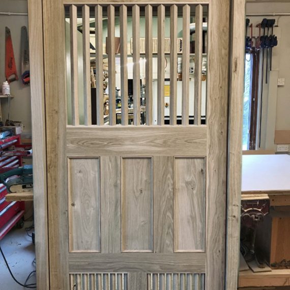 traditional solid oak gate with spindle detail