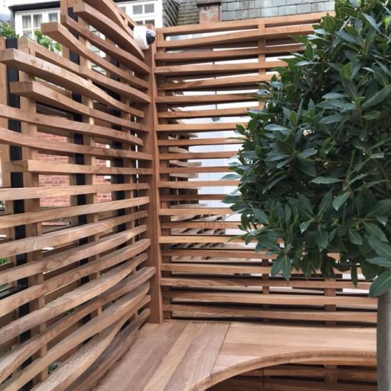 Bespoke Hardwood Contemporary Balcony Terrace Trellis